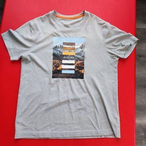 Old Navy Active grey T-shirt men's size S